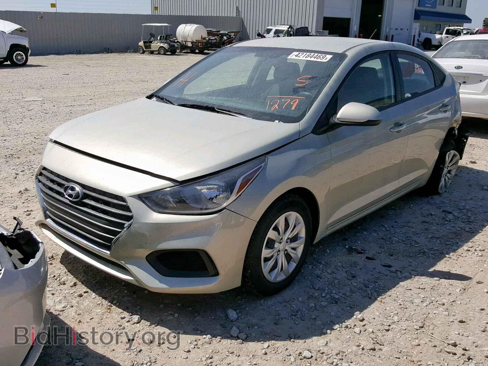 2018 HYUNDAI ACCENT - VIN: 3KPC24A37JE021279 - Фото 2