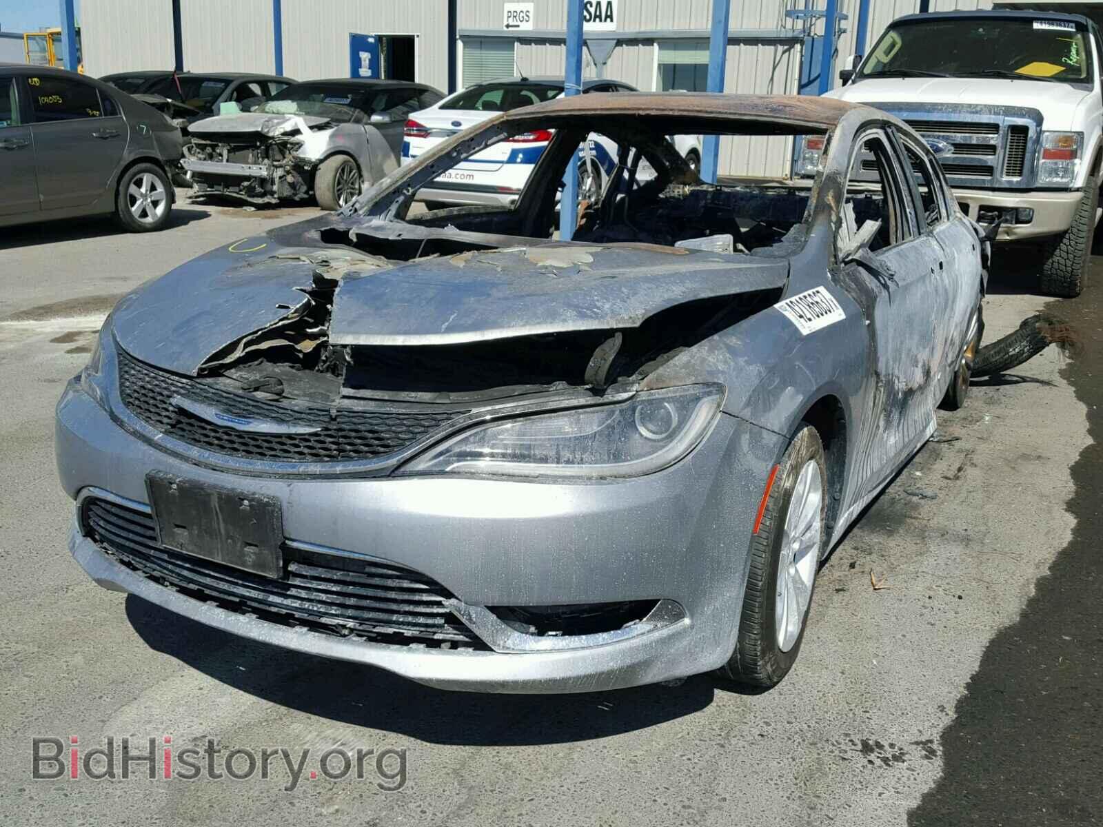 2016 CHRYSLER 200 - VIN: 1C3CCCAB2GN136685 - Фото 2