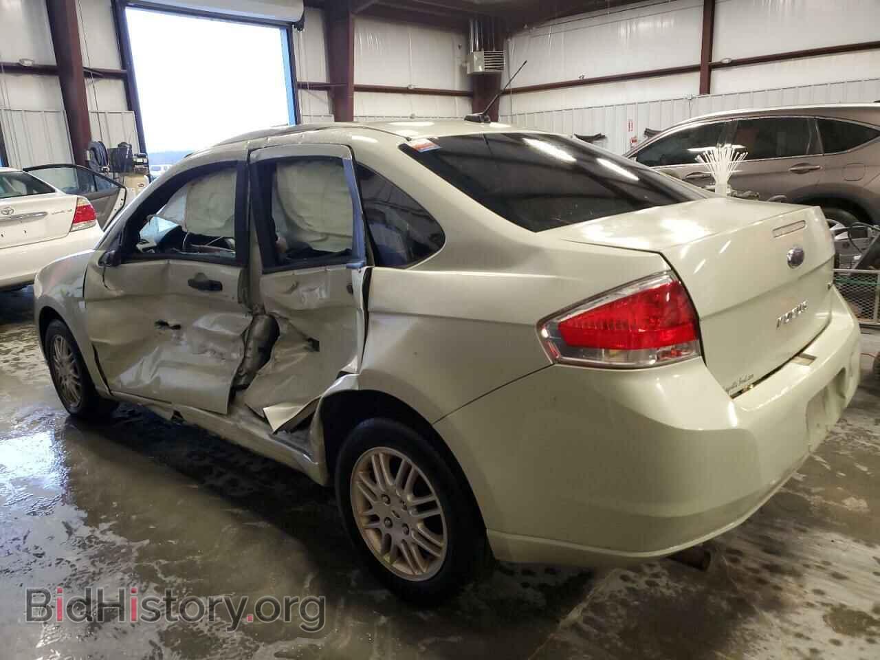 2011 FORD FOCUS - VIN: 1FAHP3FN7BW157162 - Фото 2