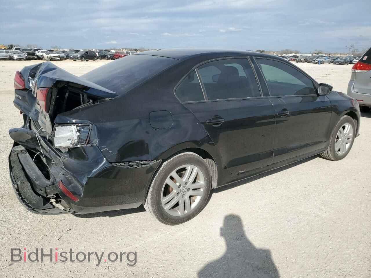 2018 VOLKSWAGEN JETTA - VIN: 3VW2B7AJ2JM214874 - Фото 3