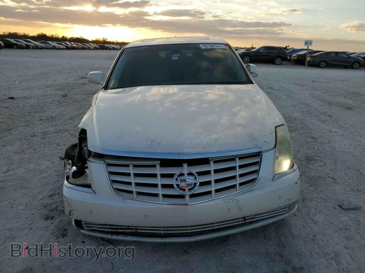2011 CADILLAC DTS - VIN: 1G6KH5E60BU134405 - Фото 5