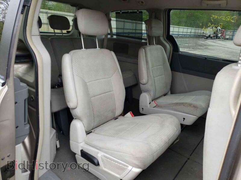 2009 Chrysler MINIVAN (VIN 2A8HR54189R624939) — фото 6 из 10