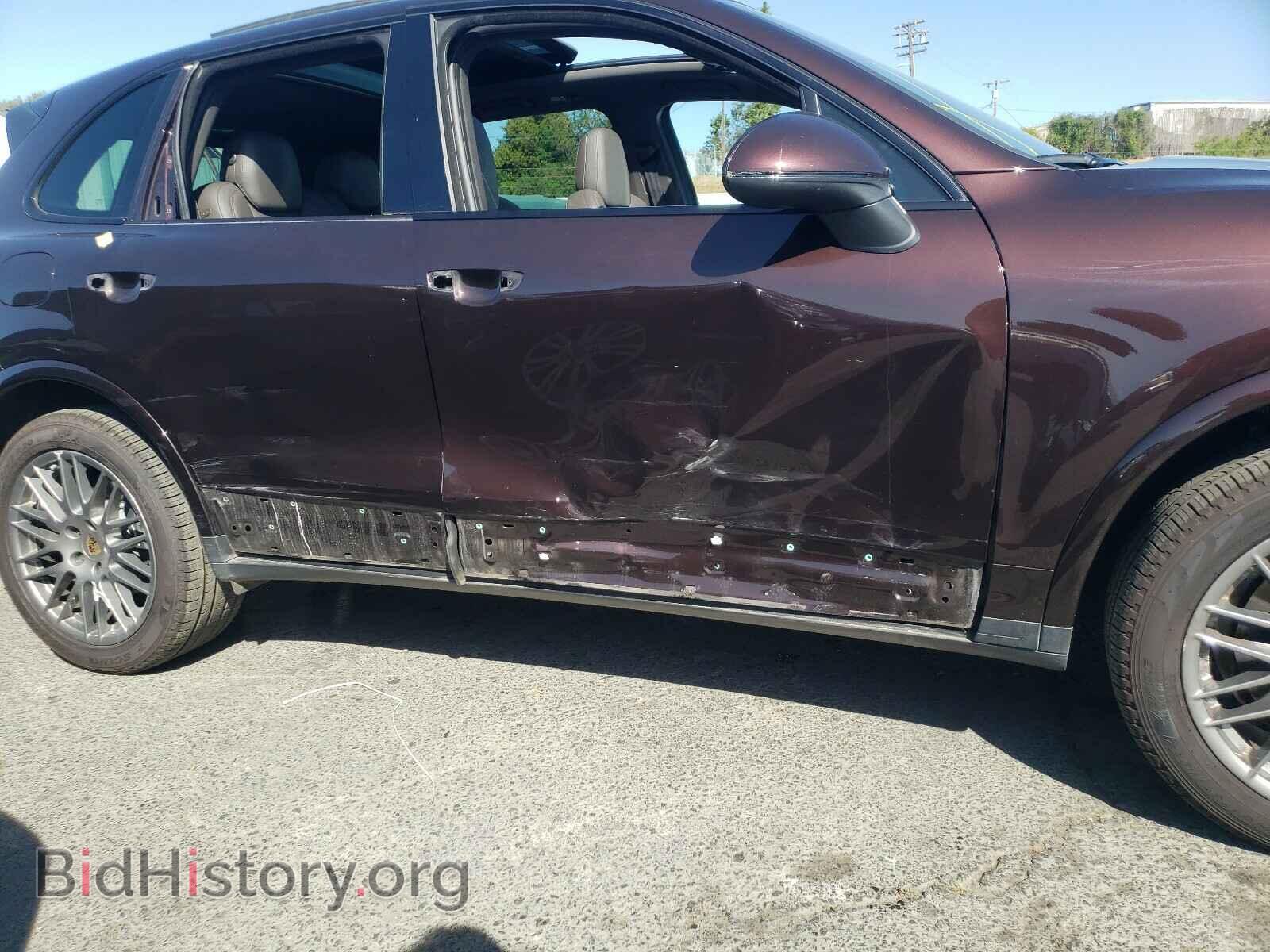 2017 PORSCHE CAYENNE - VIN: WP1AA2A27HKA83034 - Фото 9