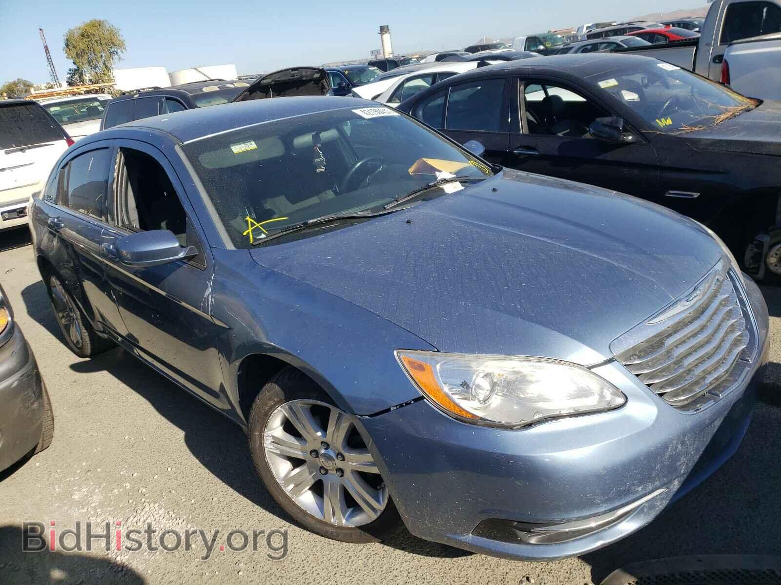 Photo 1C3BC1FG9BN611486 - CHRYSLER 200 2011