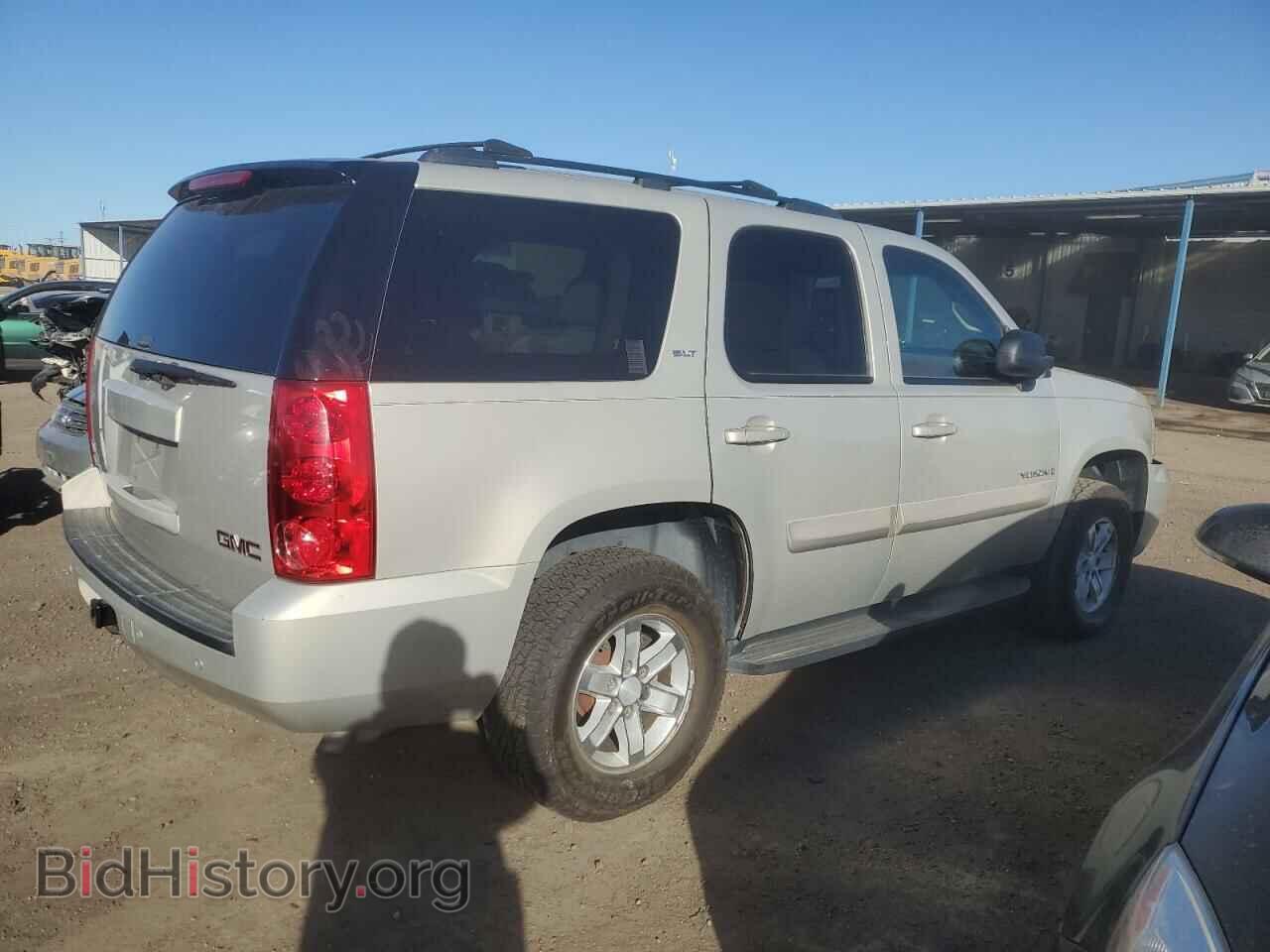 2008 GMC YUKON - VIN: 1GKFC130X8R182451 - Фото 3