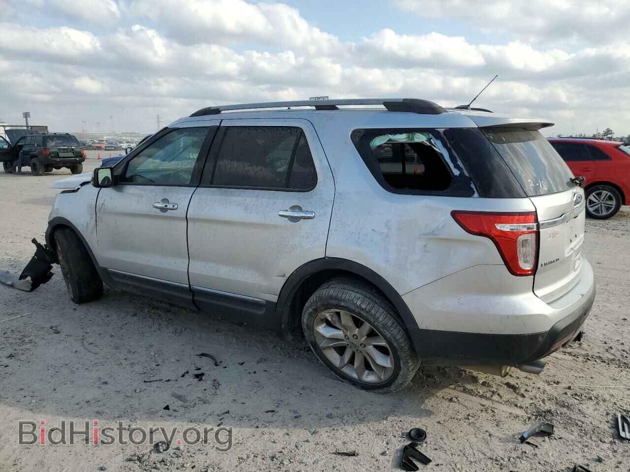 2011 FORD EXPLORER - VIN: 1FMHK7F80BGA79761 - Photo 2