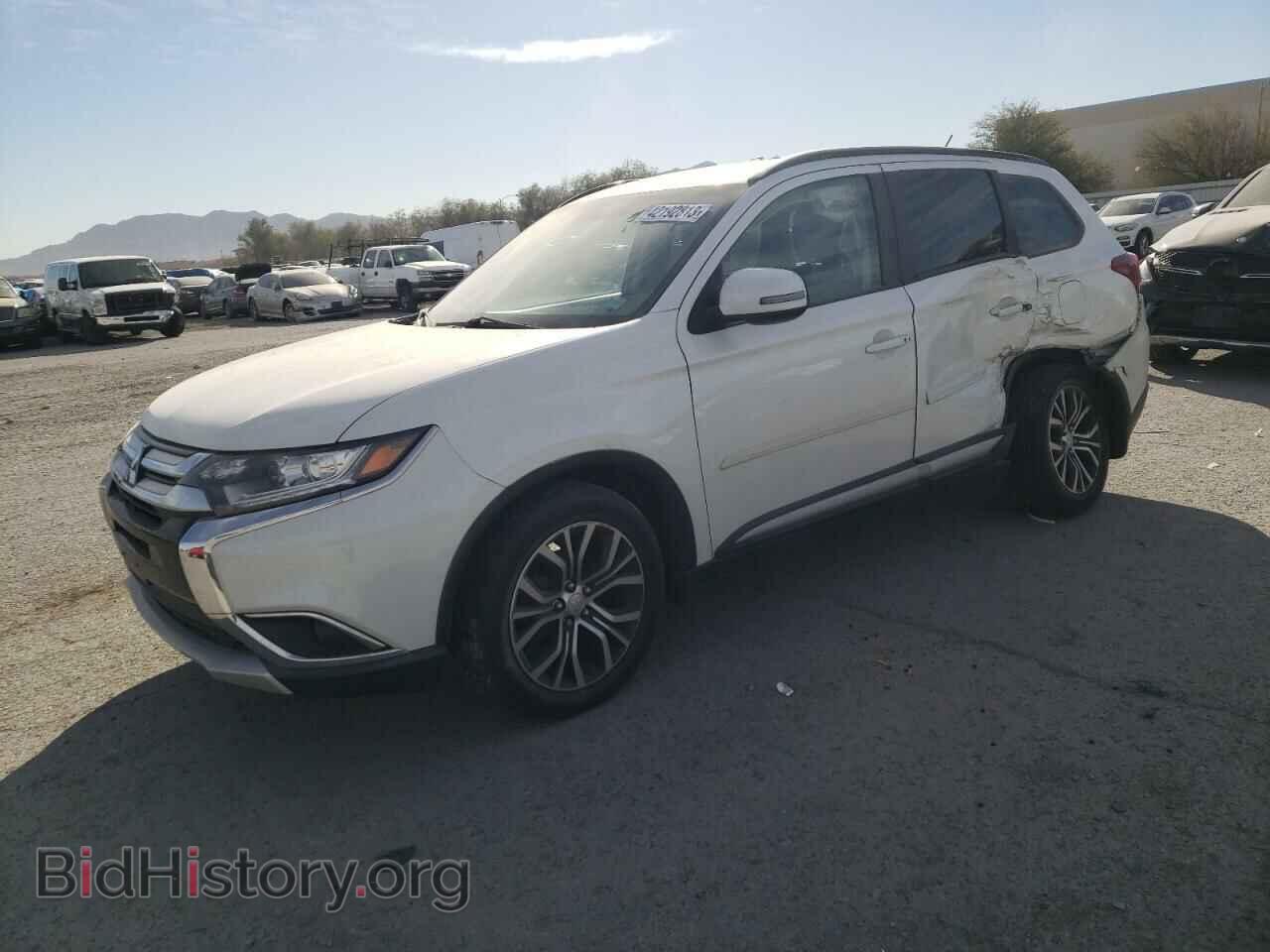 Фотография JA4AZ3A35GZ006283 - MITSUBISHI OUTLANDER 2016