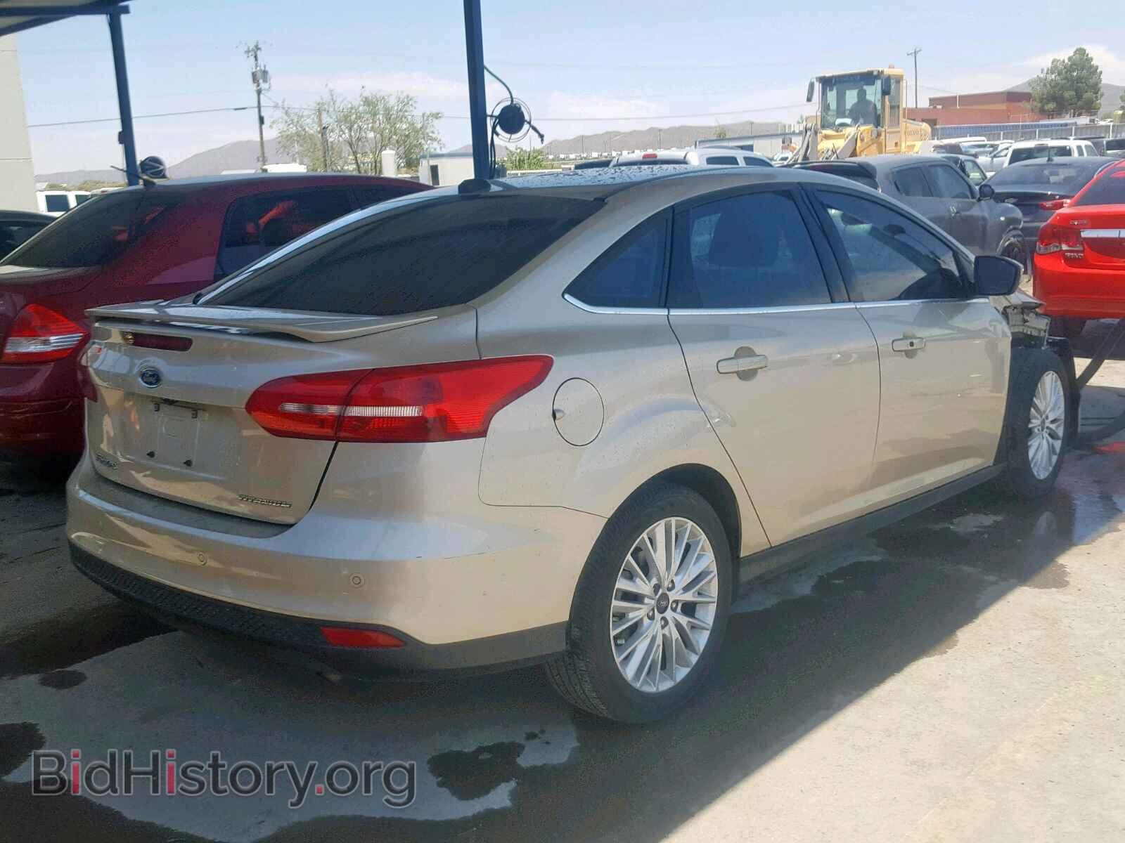 2017 FORD FOCUS - VIN: 1FADP3J2XHL254068 - Фото 4