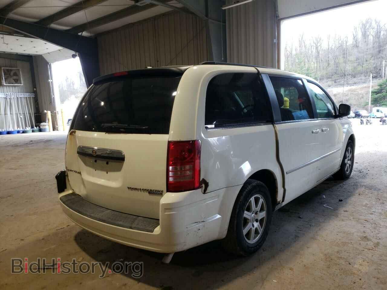 2010 CHRYSLER MINIVAN - VIN: 2A4RR5D1XAR421321 - Photo 4