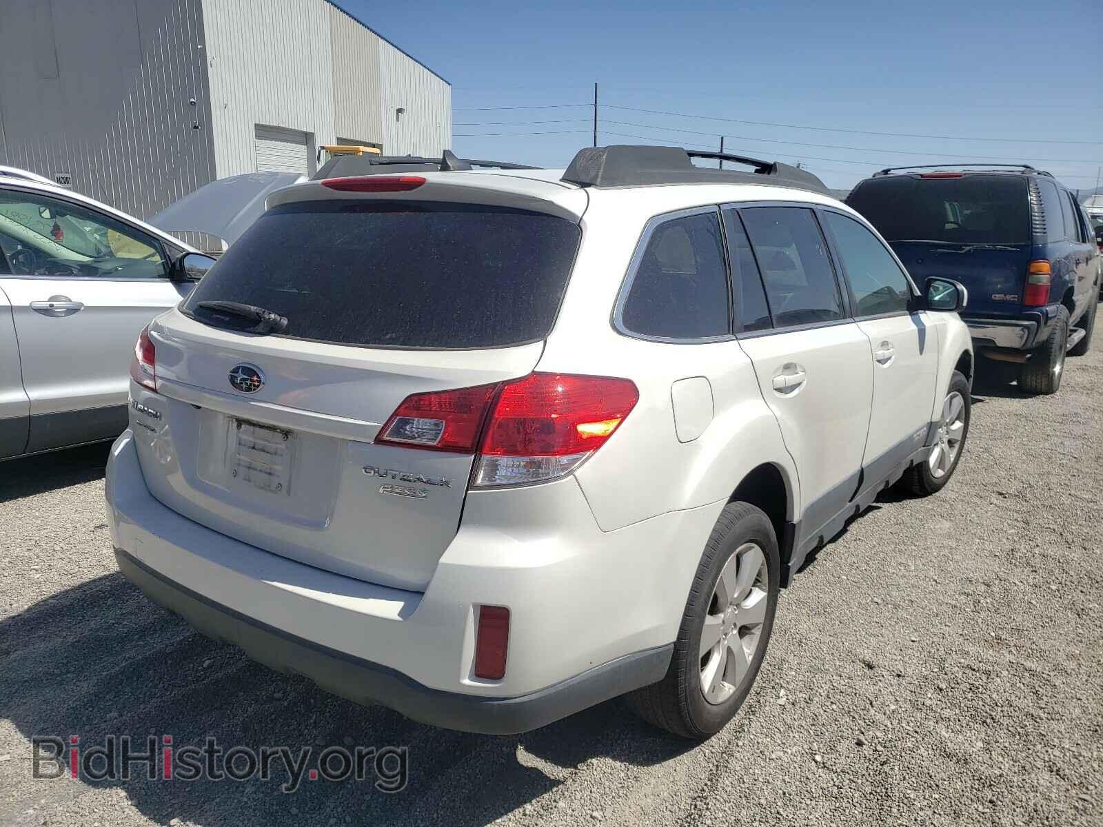 2011 SUBARU LEGACY - VIN: 4S4BRBKC9B3312090 - Фото 4