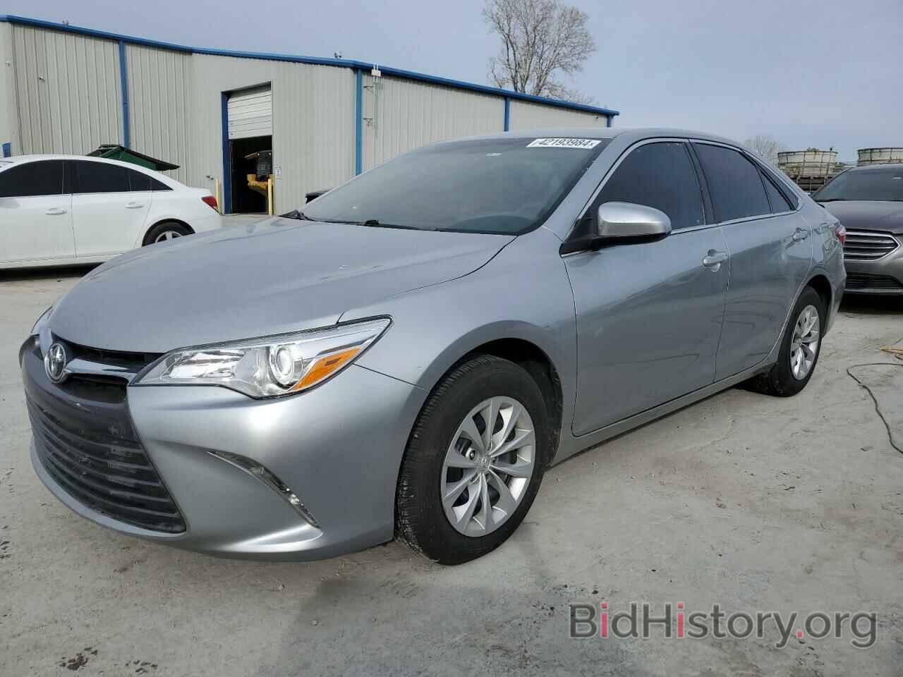 Photo 4T4BF1FK0FR470635 - TOYOTA CAMRY 2015