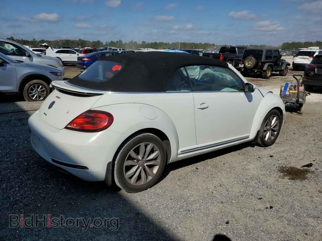 2017 VOLKSWAGEN BEETLE - VIN: 3VW517AT7HM813796 - Фото 3