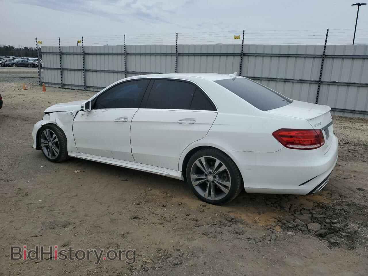 2014 MERCEDES-BENZ E-CLASS - VIN: WDDHF5KB7EA811766 - Фото 2