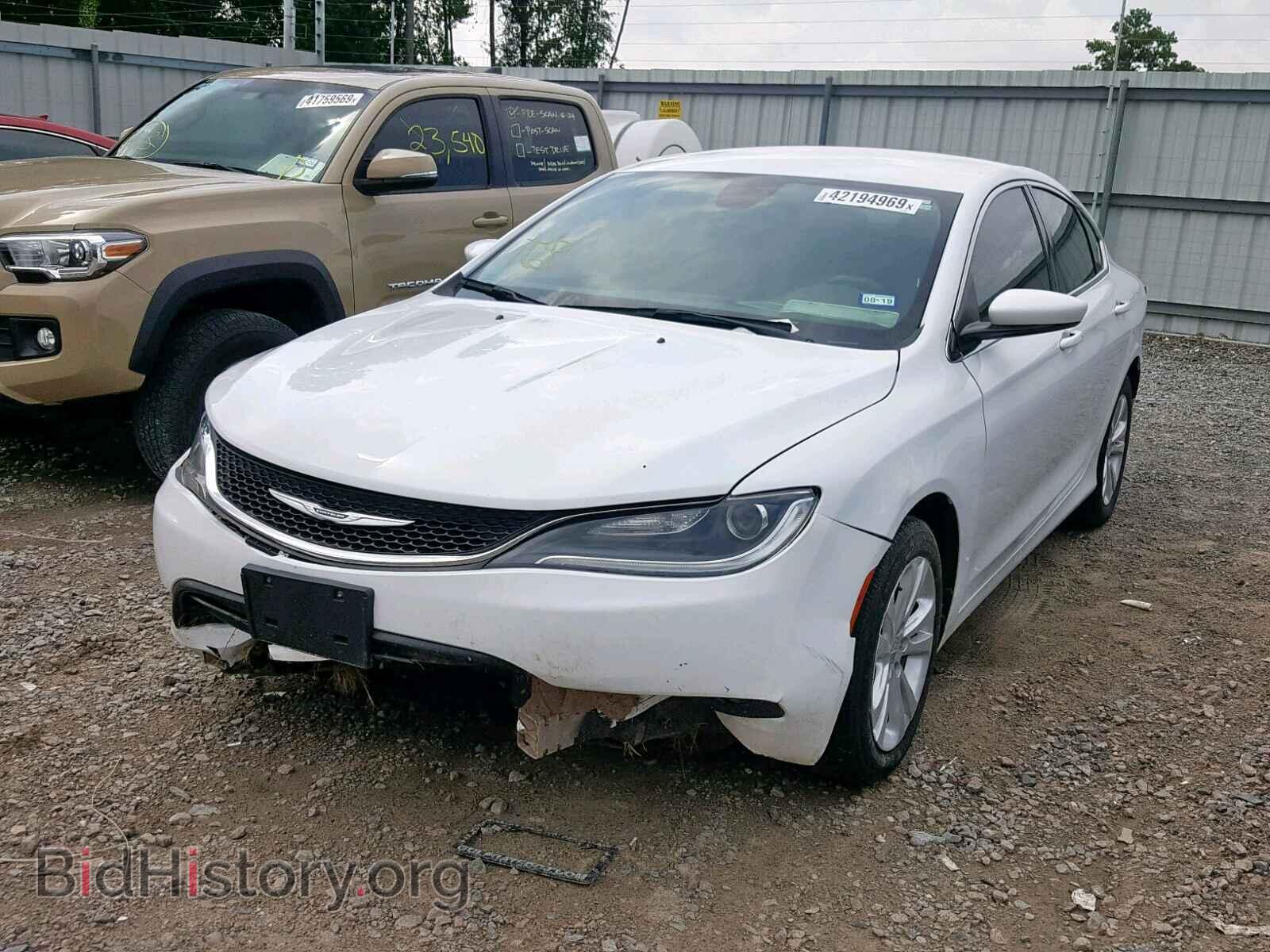 2016 CHRYSLER 200 - VIN: 1C3CCCFB6GN196428 - Photo 2