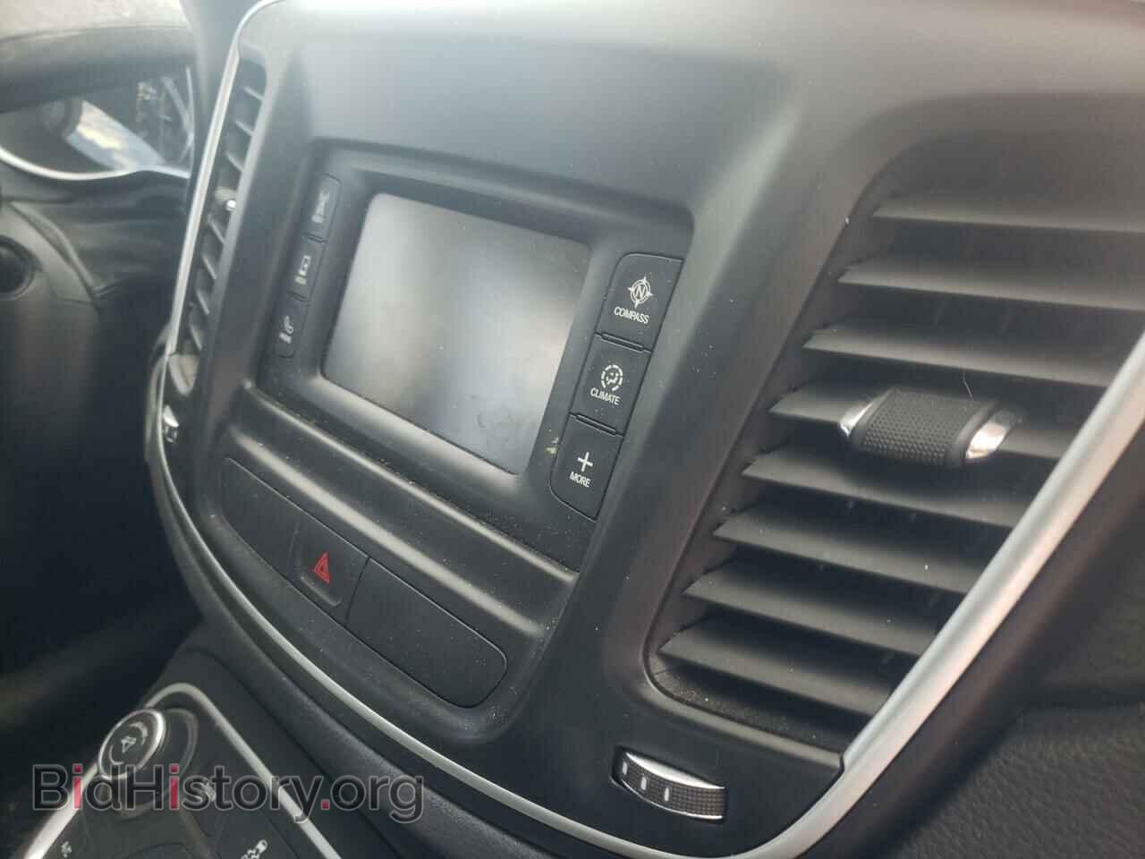 2015 CHRYSLER 200 - VIN: 1C3CCCAB5FN708315 - Фото 9