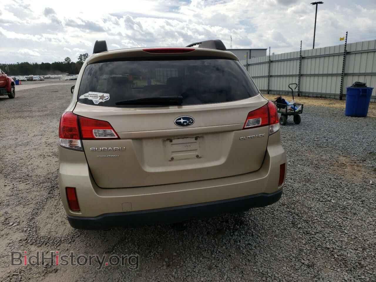 2010 SUBARU OUTBACK - VIN: 4S4BRCCC2A3338520 - Photo 6