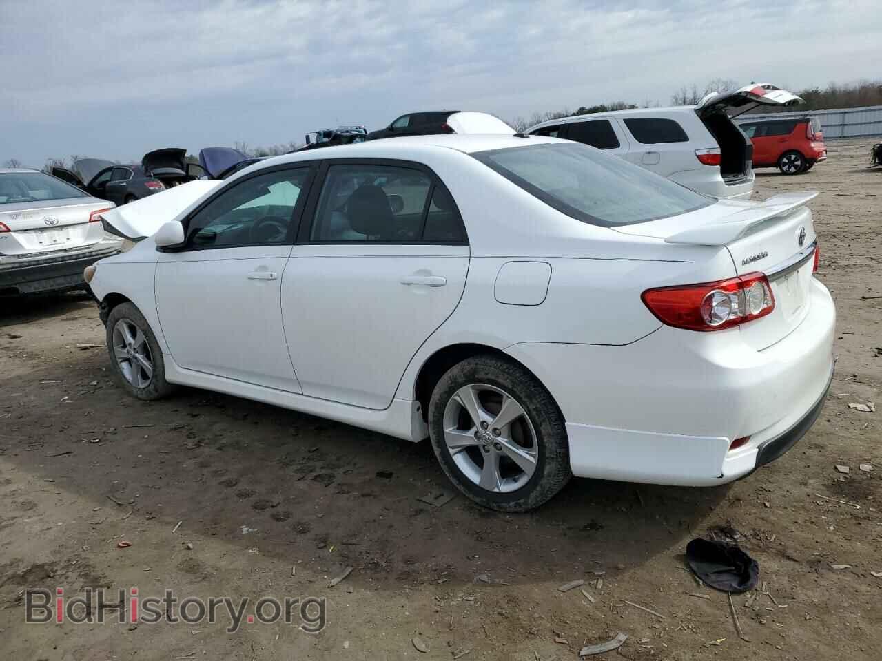 2011 TOYOTA COROLLA - VIN: 2T1BU4EEXBC689272 - Фото 2