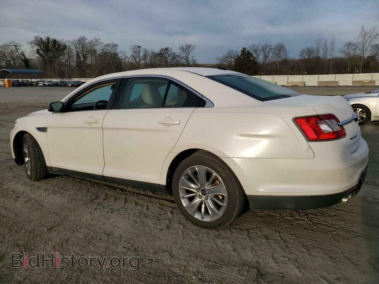 2011 FORD TAURUS - VIN: 1FAHP2FW4BG118106 - Фото 2