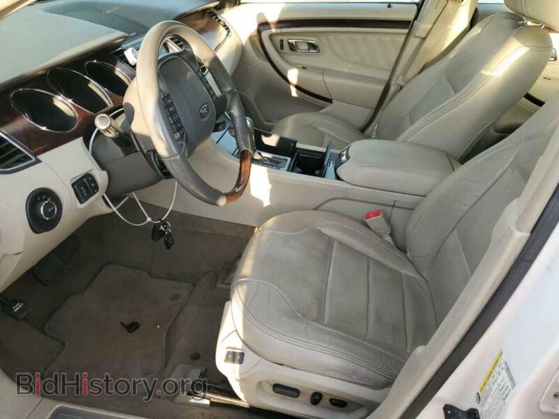 2011 Ford TAURUS (VIN 1FAHP2FW4BG118106) — photo 7 of 12