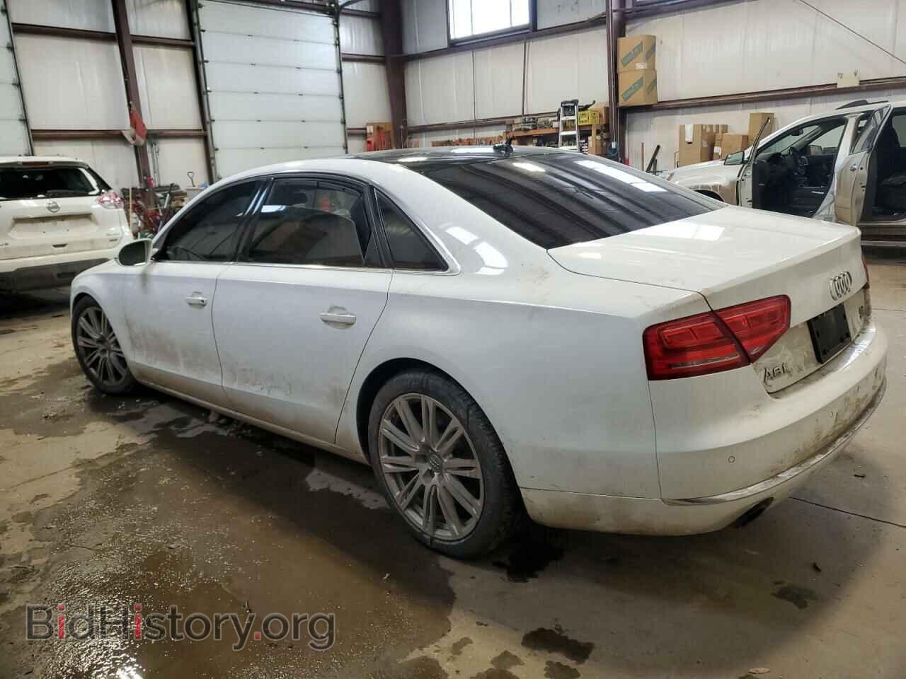 2011 AUDI A8 - VIN: WAURVAFD1BN027011 - Photo 2
