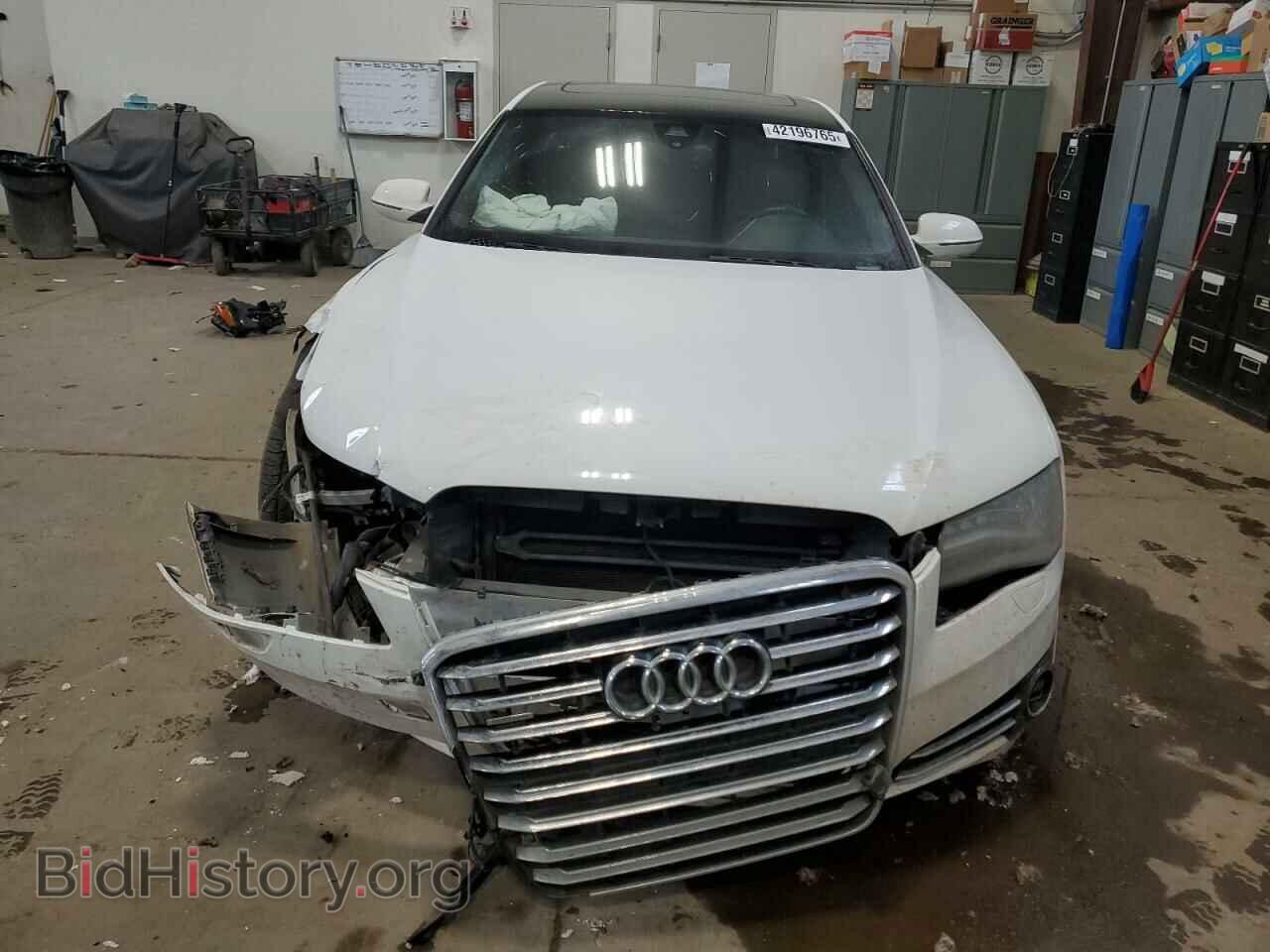 2011 AUDI A8 - VIN: WAURVAFD1BN027011 - Photo 5