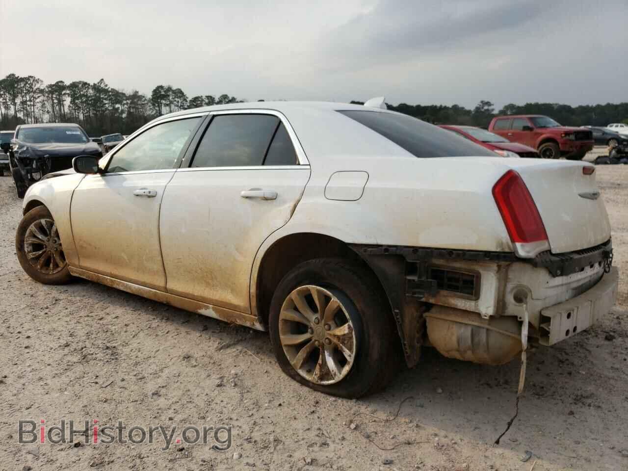 2015 CHRYSLER 300 - VIN: 2C3CCAAG0FH772903 - Фото 2