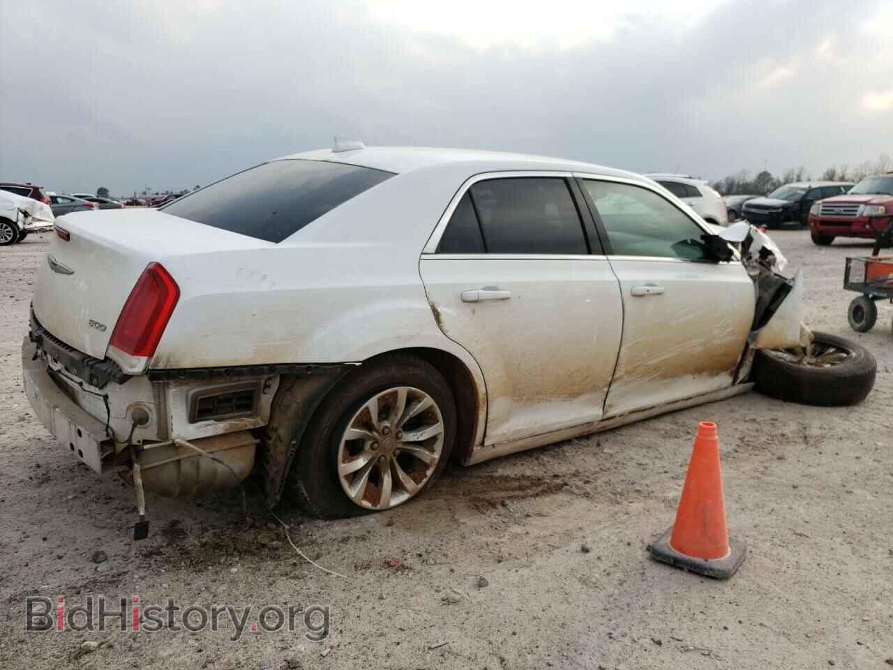 2015 CHRYSLER 300 - VIN: 2C3CCAAG0FH772903 - Фото 3