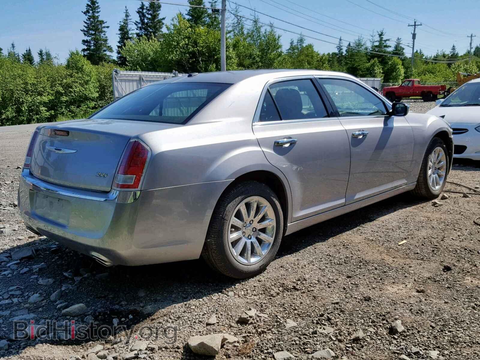 2011 CHRYSLER 300 - VIN: 2C3CA5CG9BH568007 - Фото 4