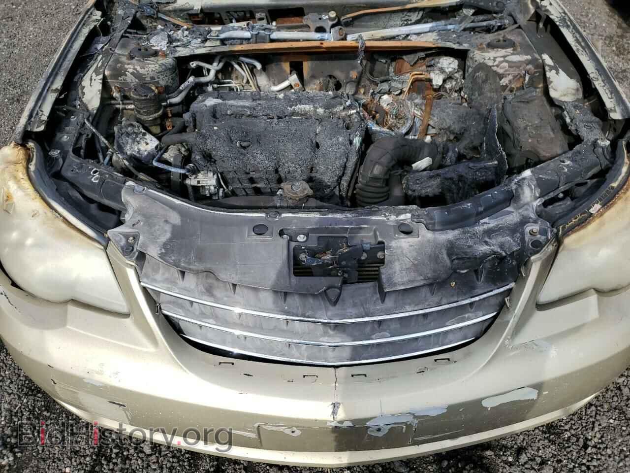 2010 CHRYSLER SEBRING - VIN: 1C3CC5FB3AN116330 - Фото 11