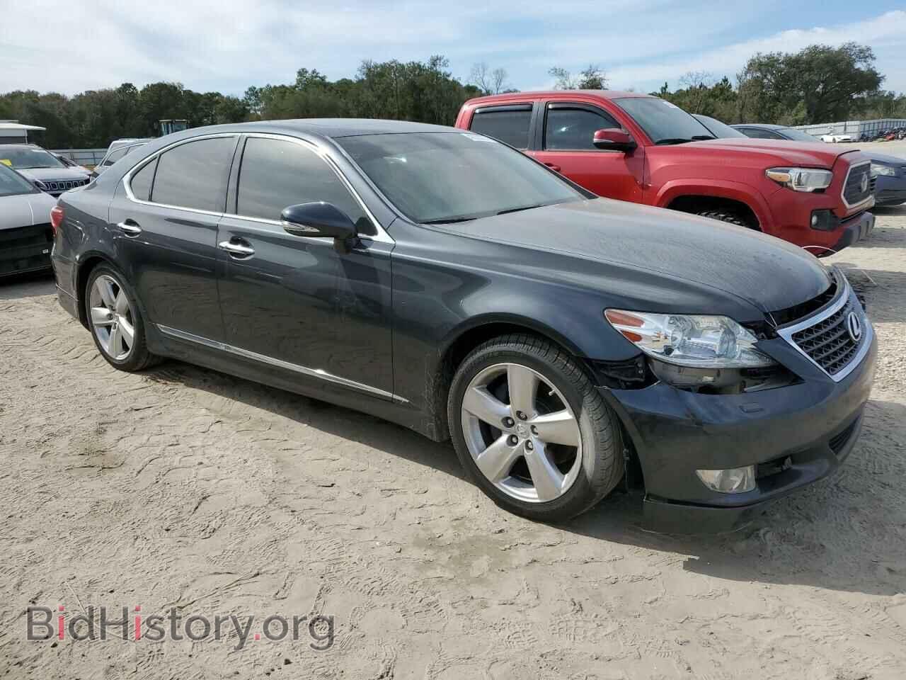 2011 LEXUS LS460 - VIN: JTHBL5EF6B5106452 - Photo 4