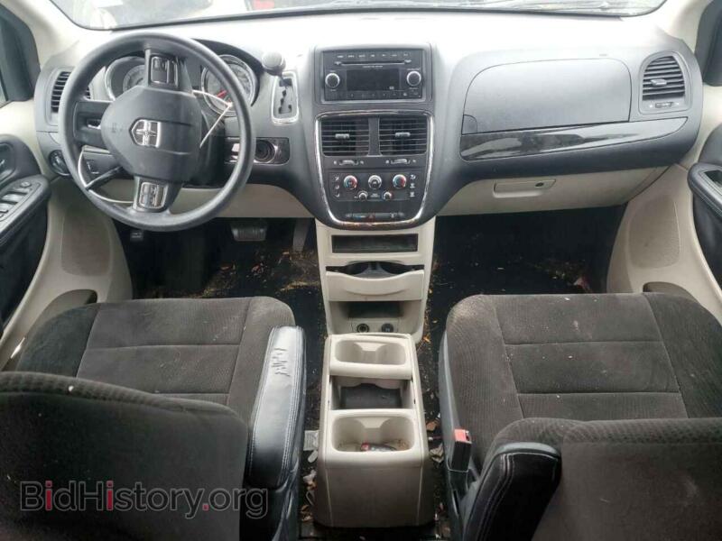 2013 Dodge CARAVAN (VIN 2C4RDGCG2DR524369) — photo 8 of 13