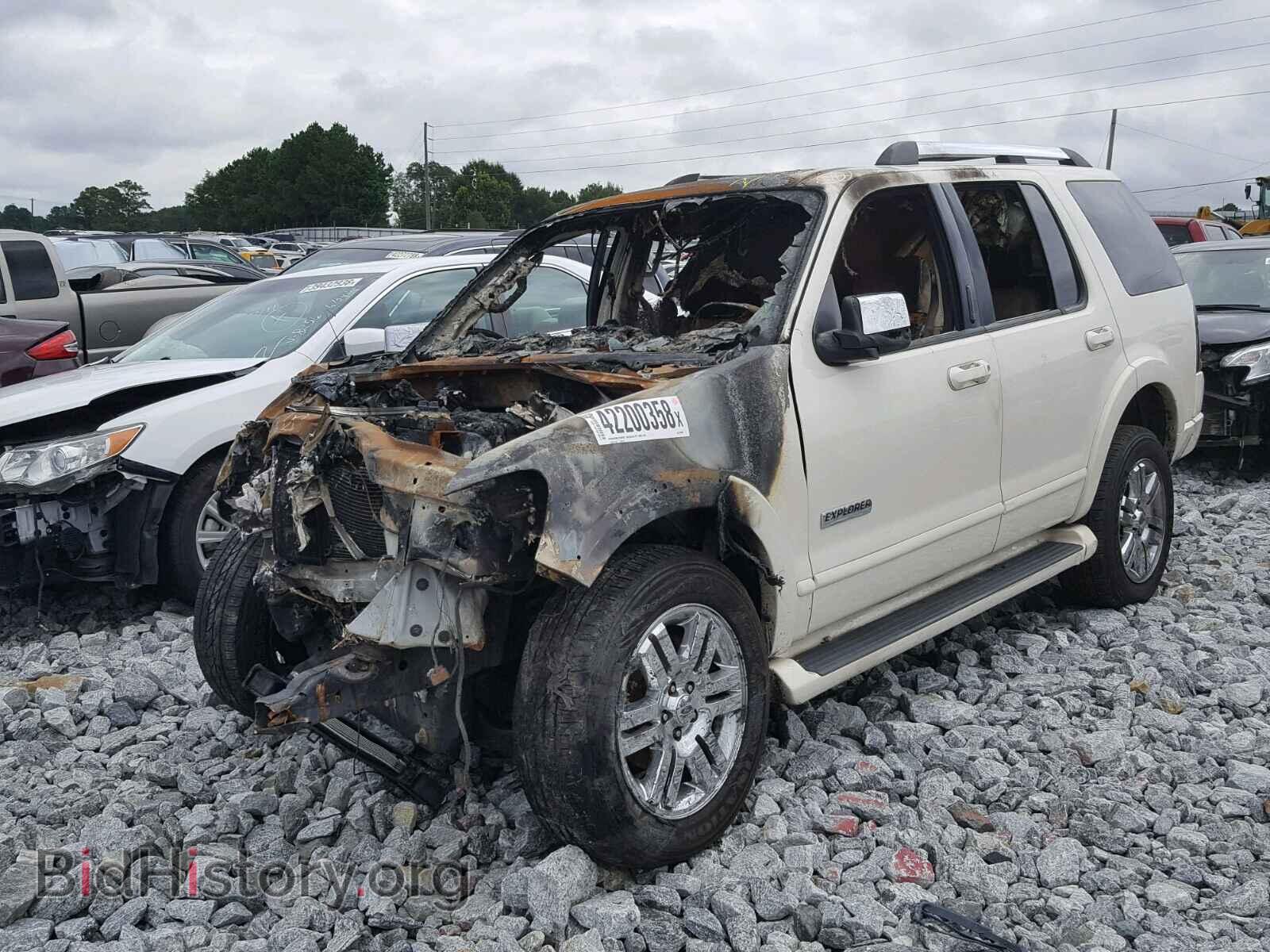 2007 FORD EXPLORER L - VIN: 1FMEU65E67UB35452 - Фото 2