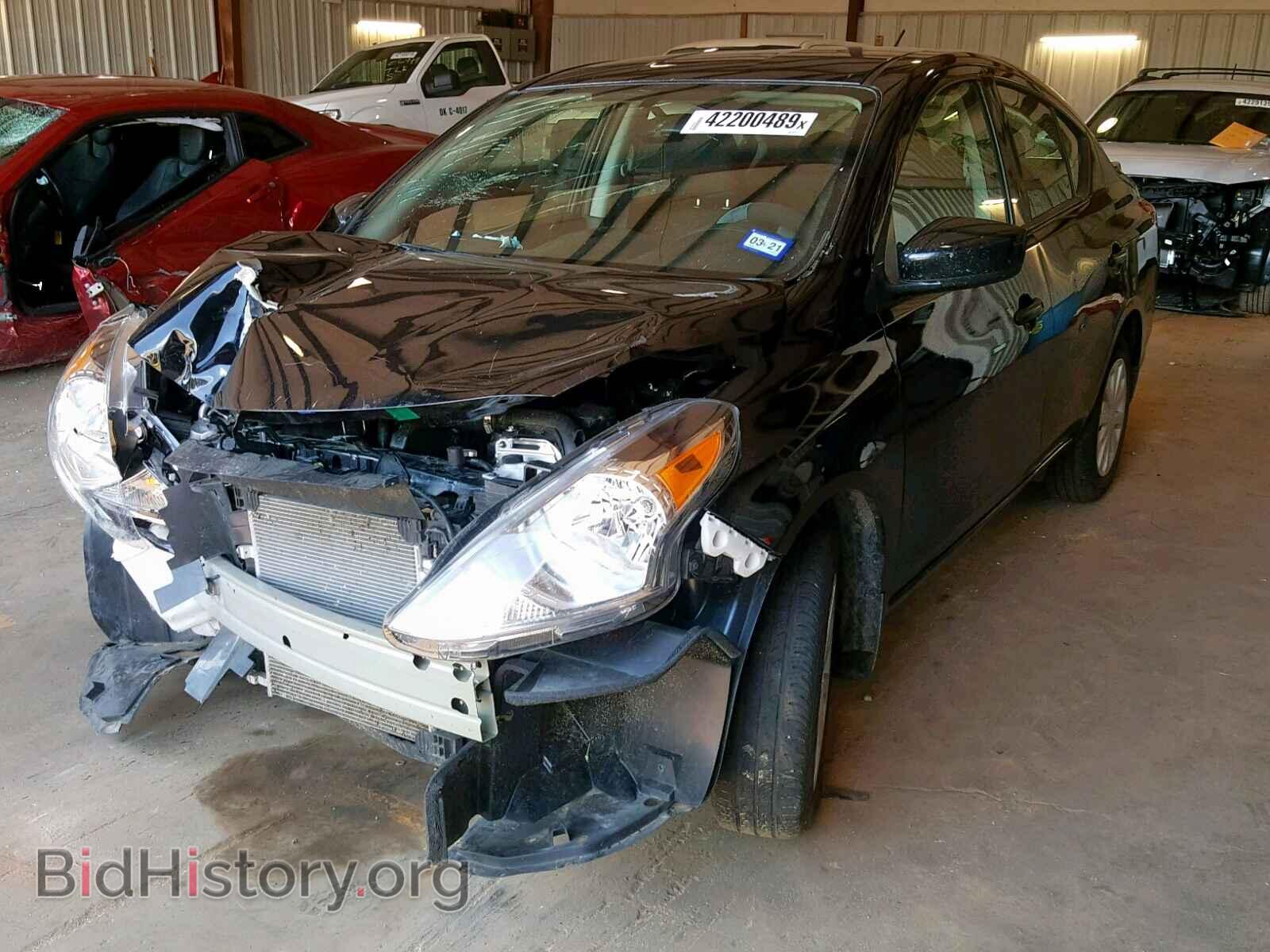 2019 NISSAN VERSA - VIN: 3N1CN7AP3KL821573 - Фото 2