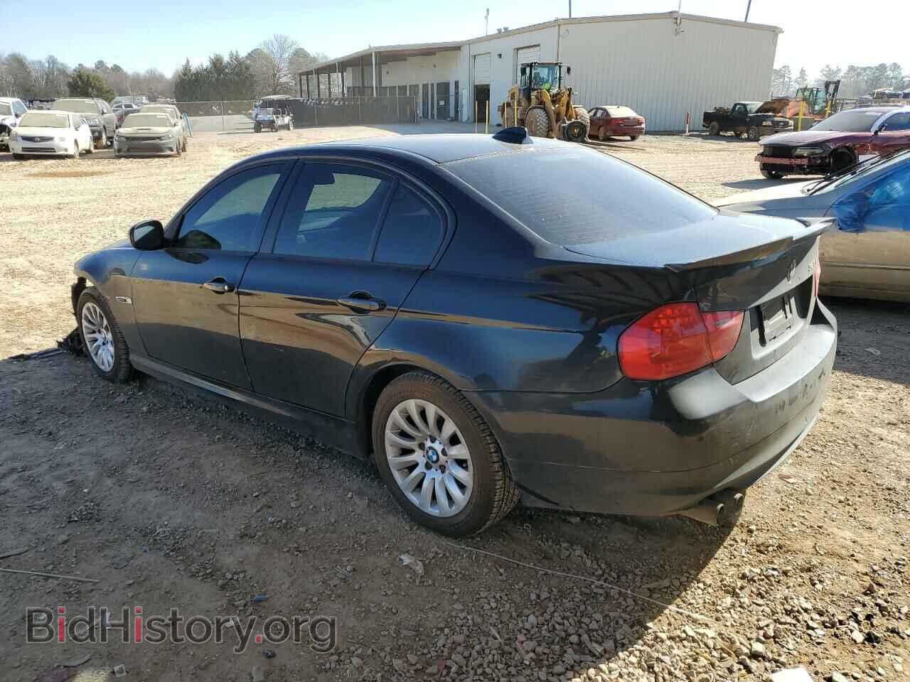 2009 BMW 3 SERIES - VIN: WBAPH73539E129080 - Фото 2
