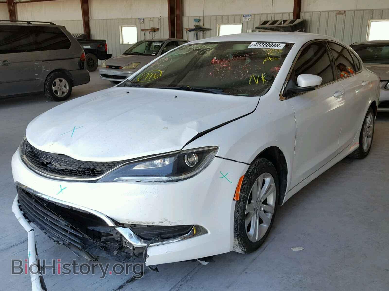 2015 CHRYSLER 200 - VIN: 1C3CCCAB7FN741834 - Photo 2