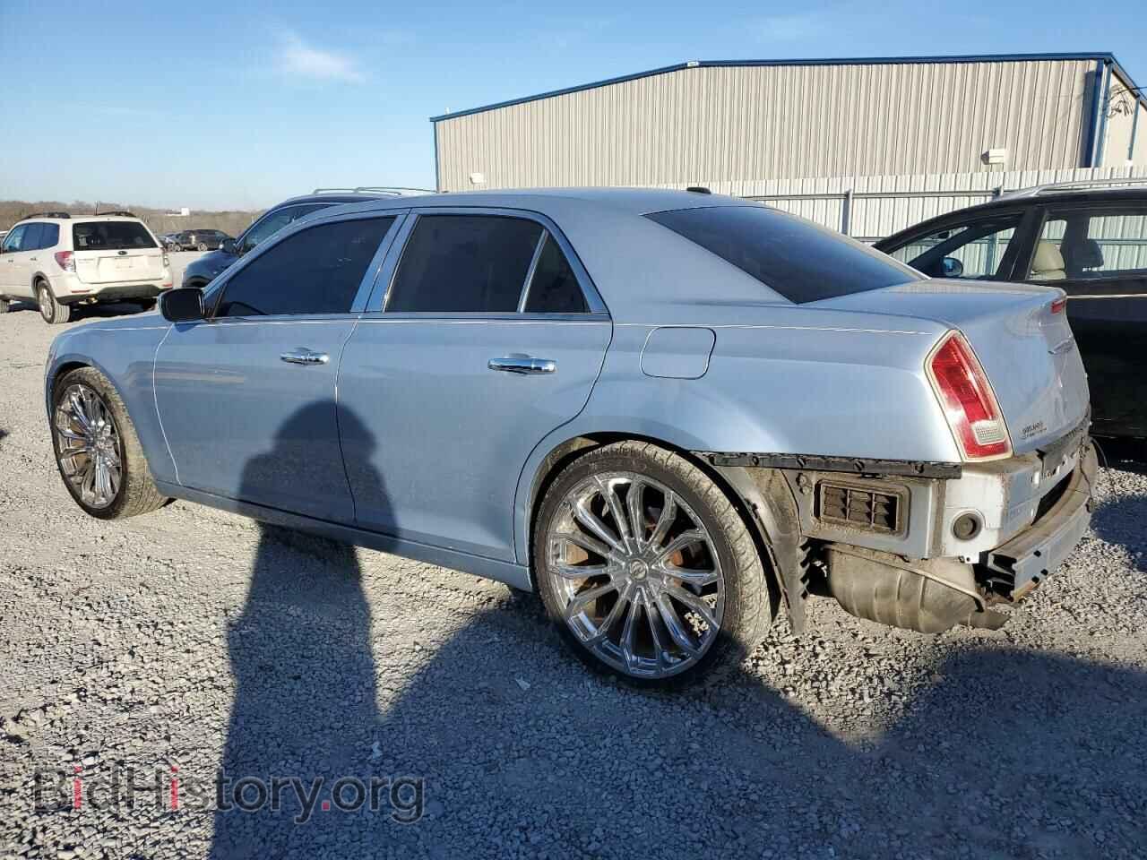 2012 CHRYSLER 300 - VIN: 2C3CCAAG7CH166493 - Фото 2