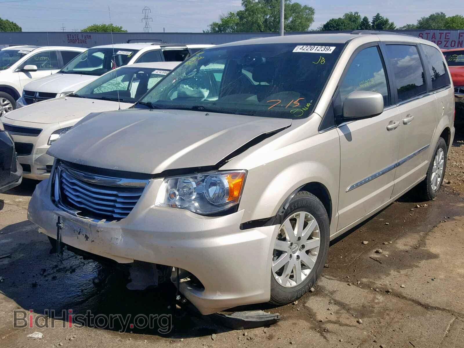 2016 CHRYSLER TOWN & COU - VIN: 2C4RC1BG1GR282499 - Фото 2