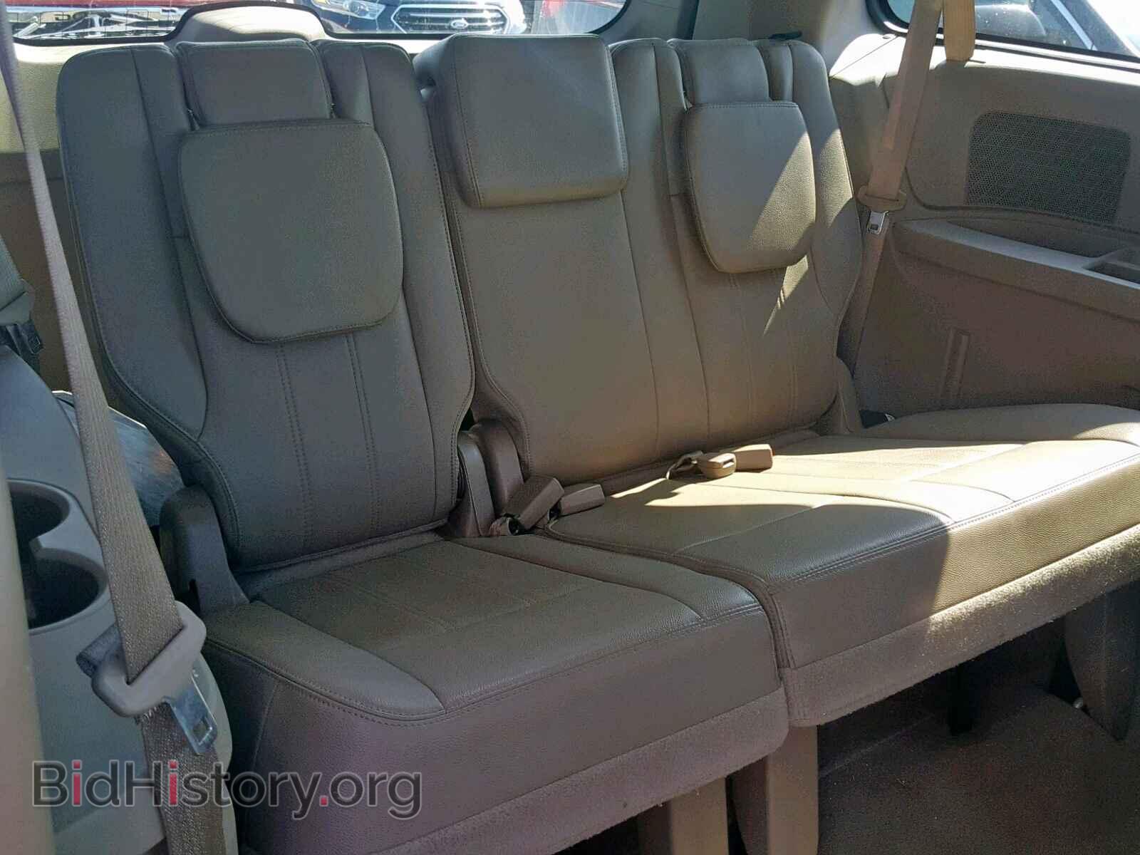 2016 CHRYSLER TOWN & COU - VIN: 2C4RC1BG1GR282499 - Фото 9