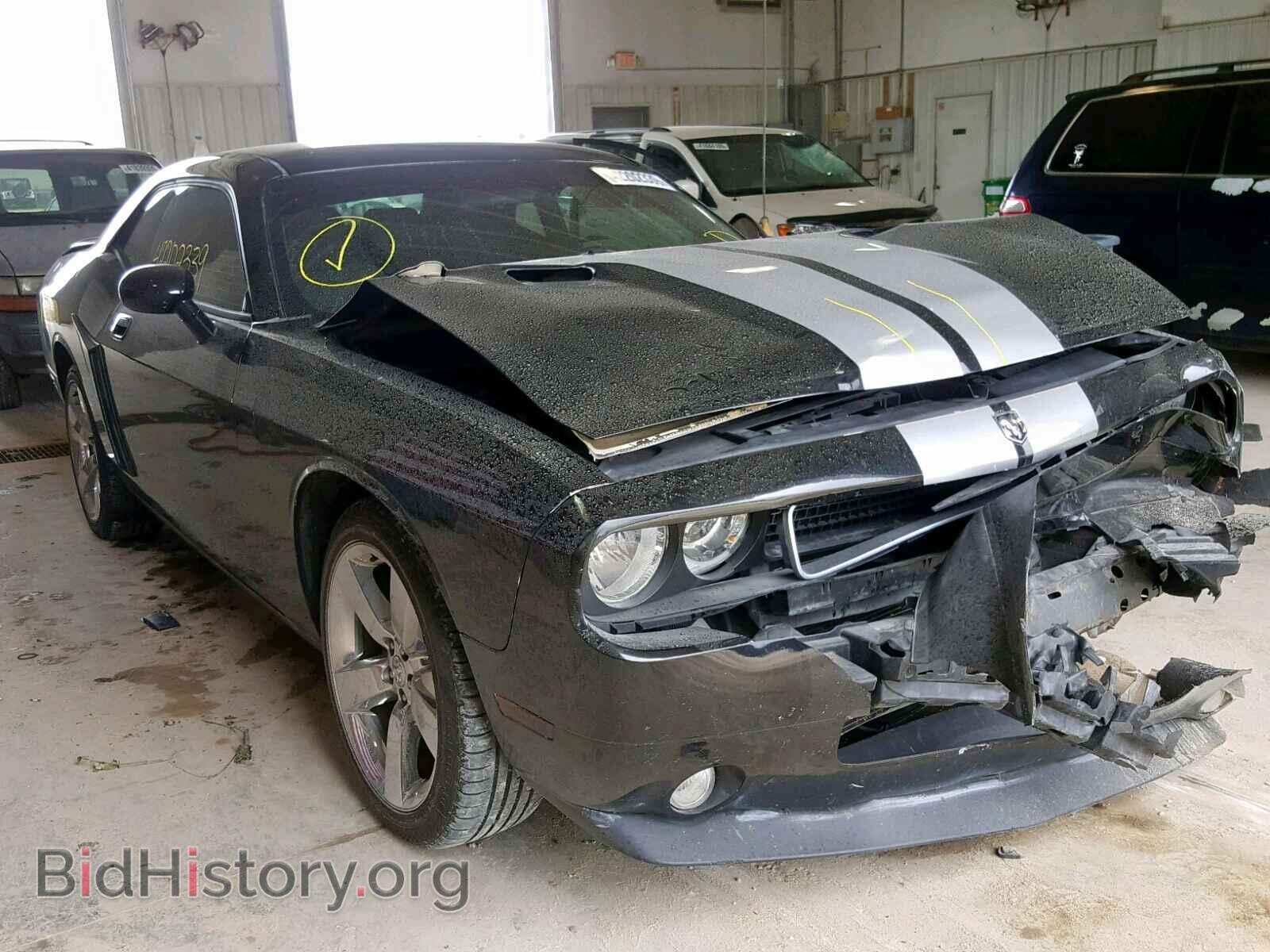 Photo 2B3LJ44V49H620951 - DODGE CHALLENGER 2009