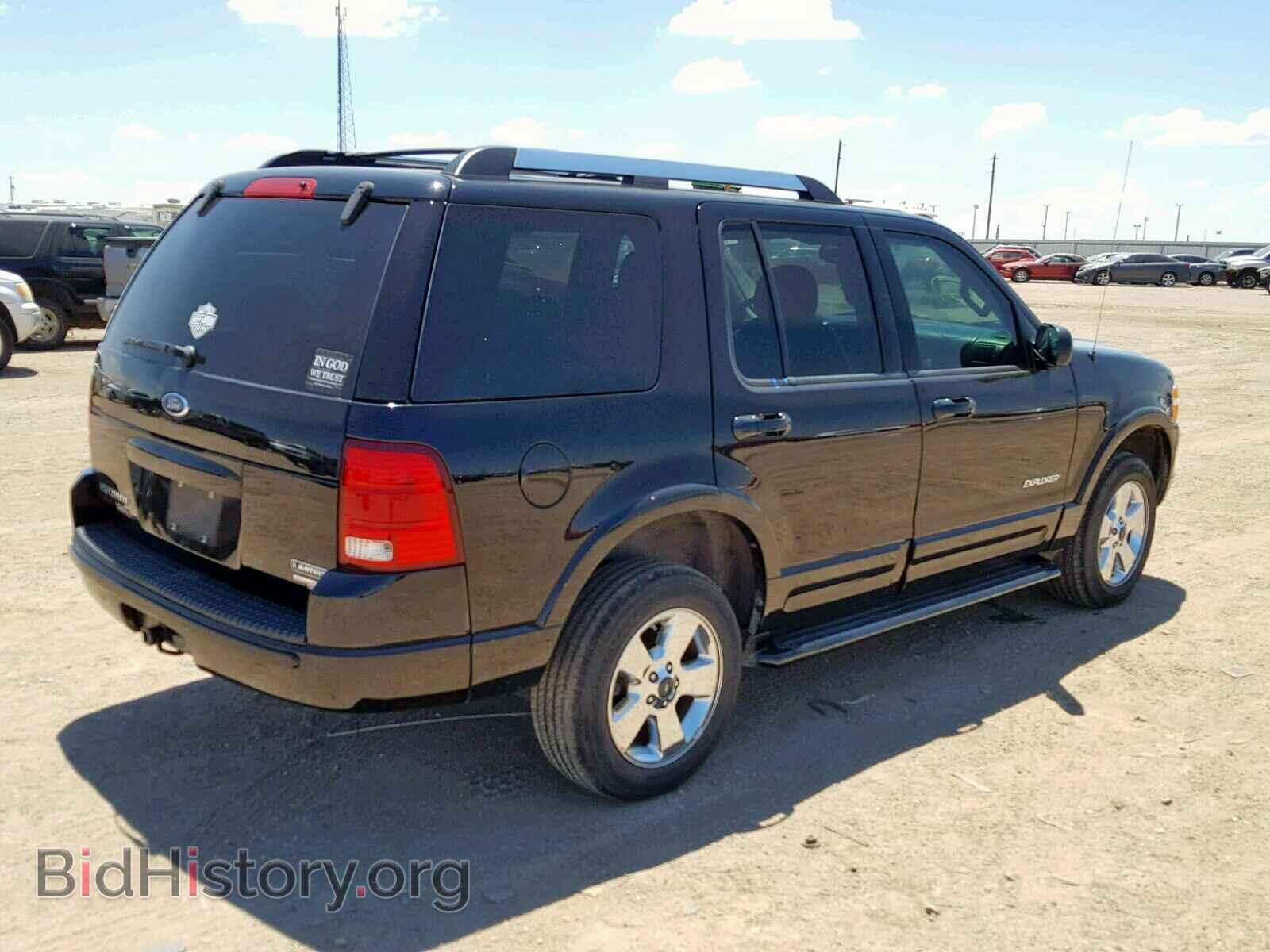 2005 FORD EXPLORER L - VIN: 1FMDU65K85UB49187 - Photo 4