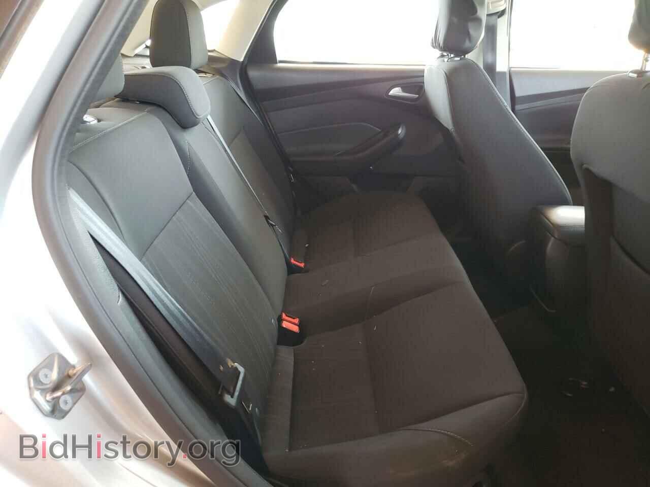 2017 FORD FOCUS - VIN: 1FADP3F2XHL301799 - Photo 6