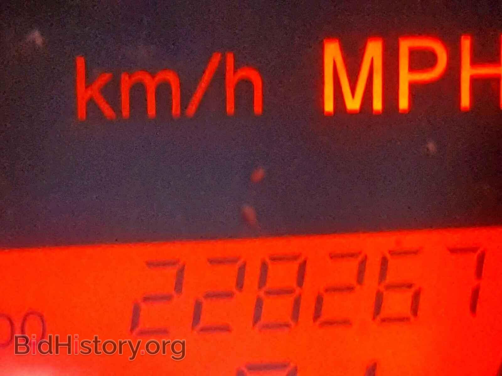 2003 TOYOTA COROLLA - VIN: 2T1KR32E93C012683 - Фото 7