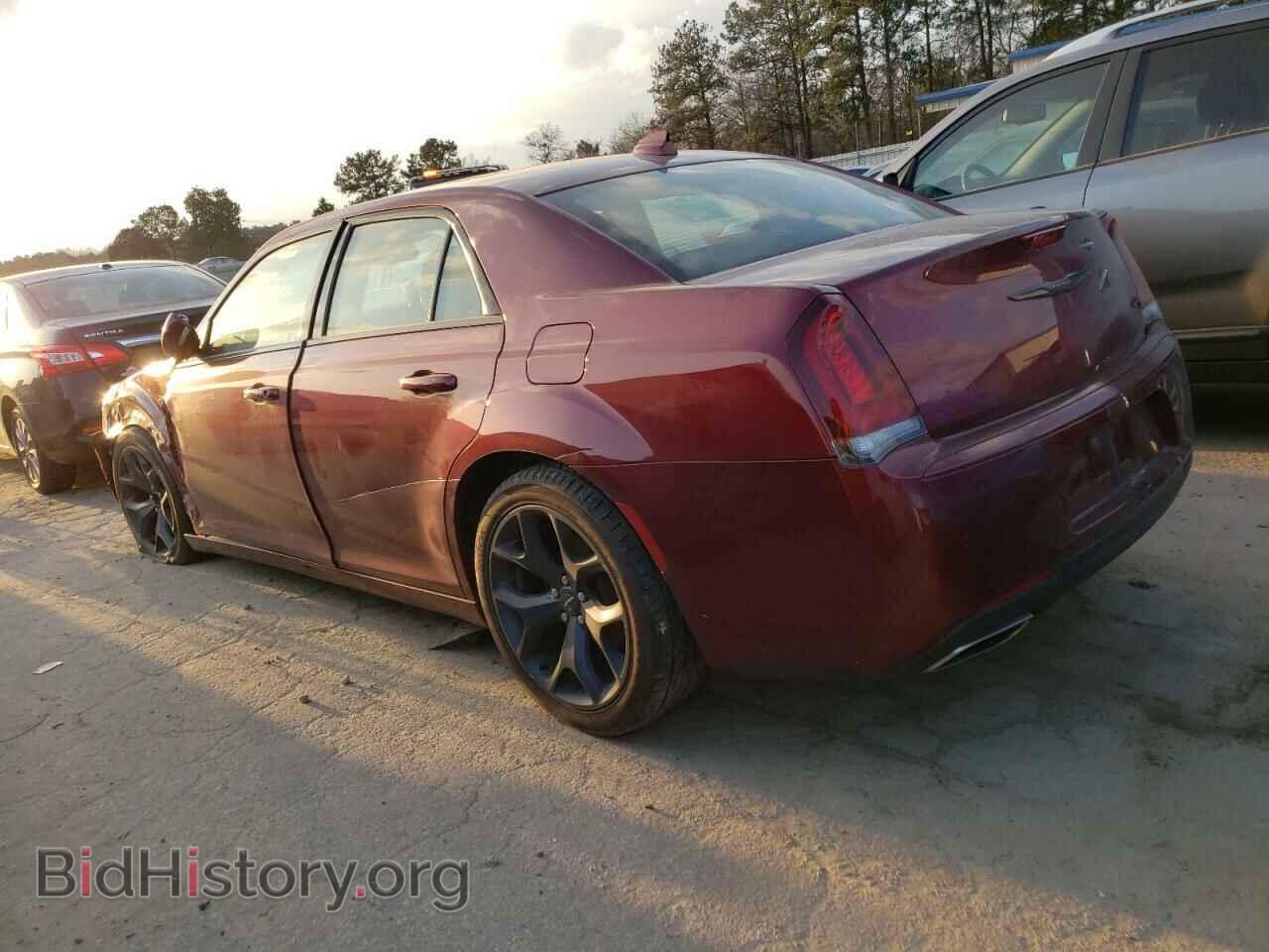 2021 CHRYSLER 300 - VIN: 2C3CCABG8MH549987 - Фото 2