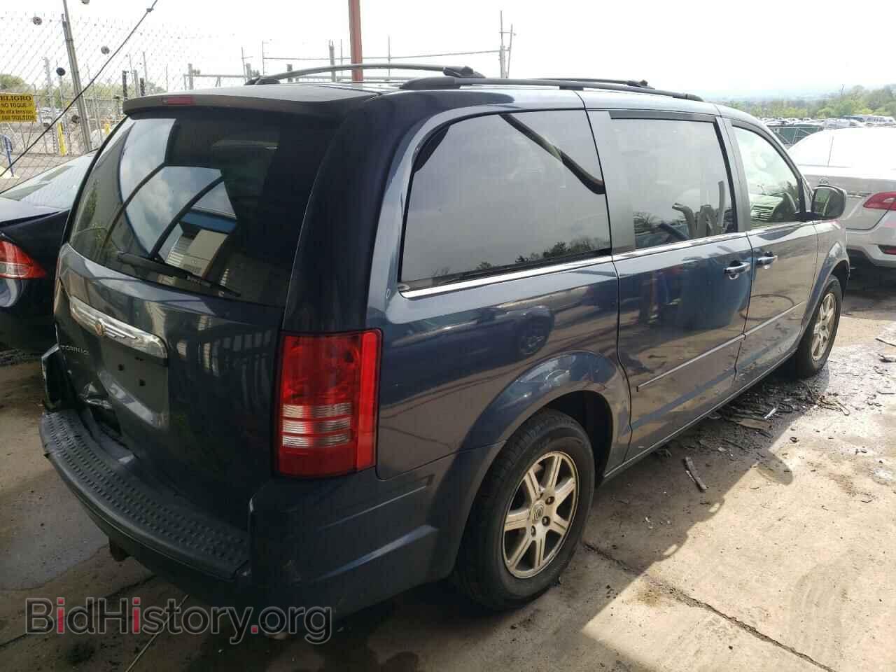 2008 CHRYSLER MINIVAN - VIN: 2A8HR54P38R680788 - Фото 4