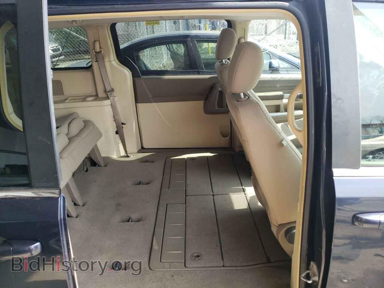 2008 CHRYSLER MINIVAN - VIN: 2A8HR54P38R680788 - Фото 6