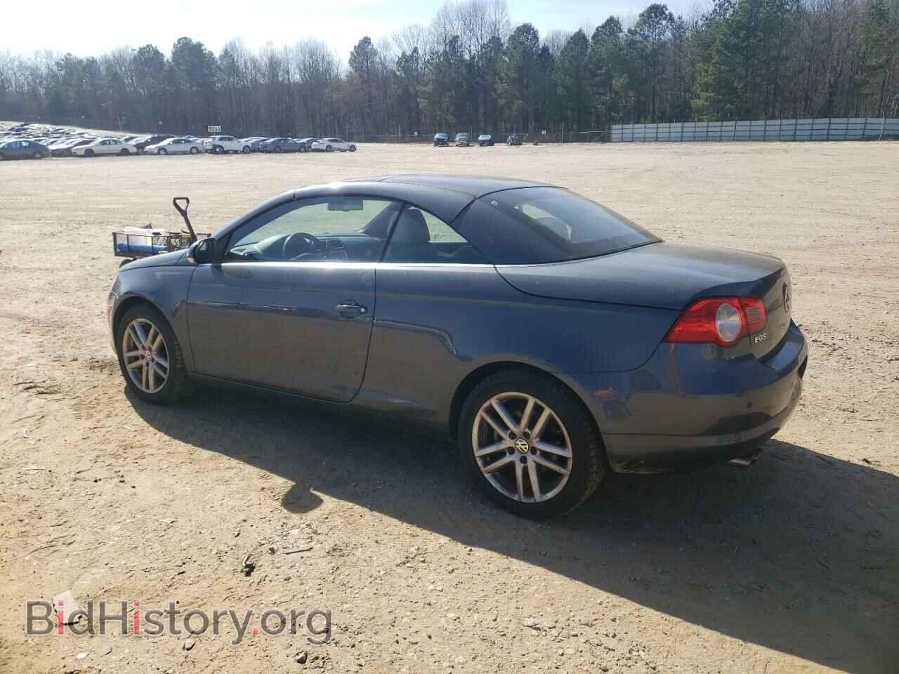 2008 VOLKSWAGEN EOS - VIN: WVWFA71F38V003430 - Фото 2