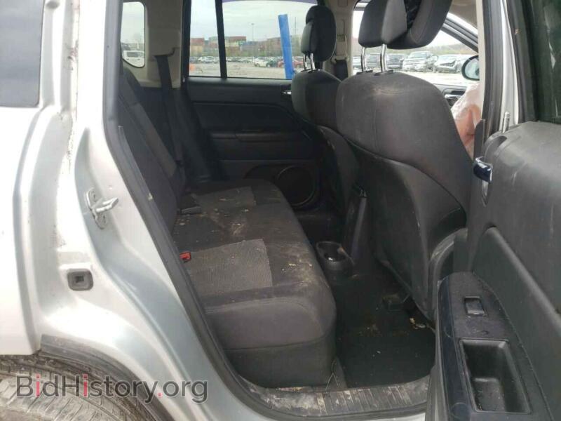 2012 Jeep COMPASS (VIN 1C4NJCEA1CD626501) — фото 6 из 10
