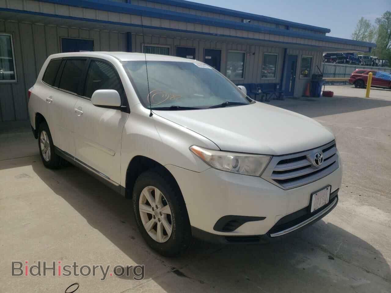 Photo 5TDZK3EH8BS026833 - TOYOTA HIGHLANDER 2011