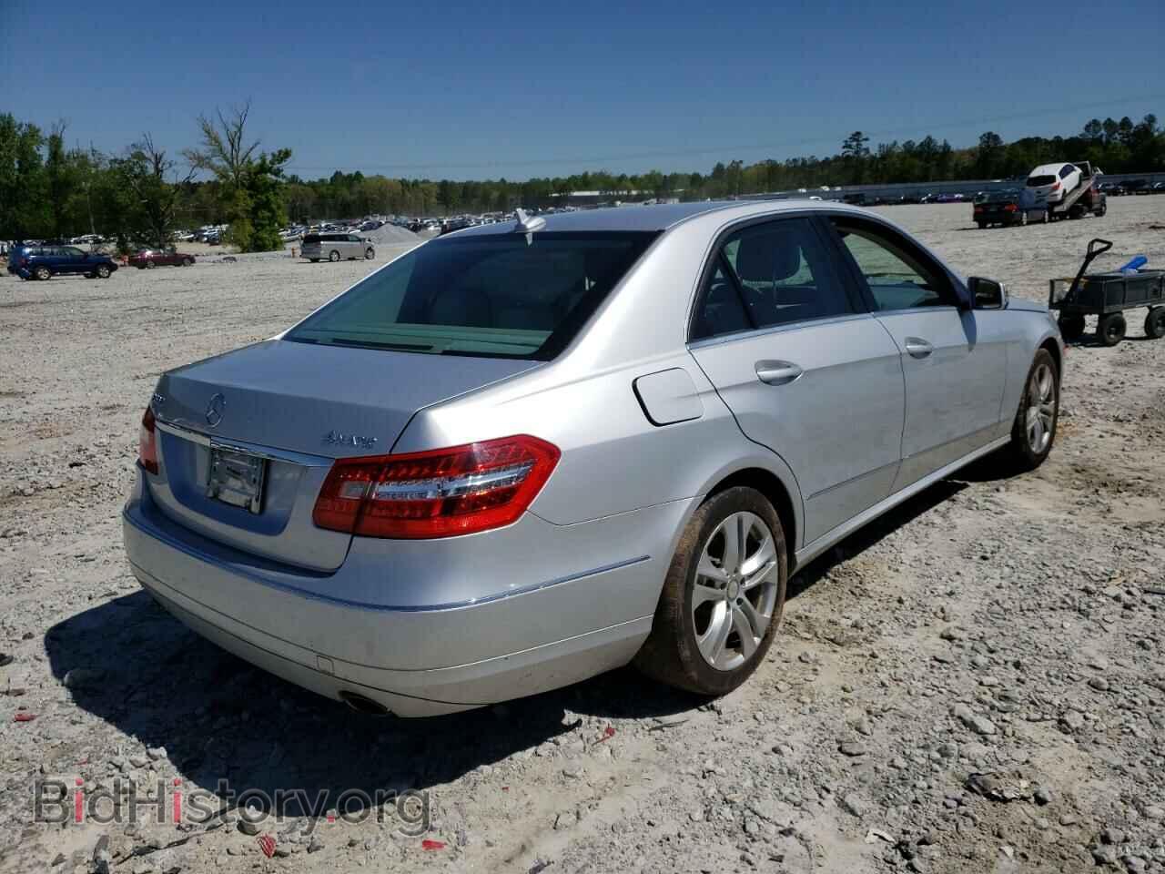2011 MERCEDES-BENZ E-CLASS - VIN: WDDHF8HB4BA343323 - Фото 4