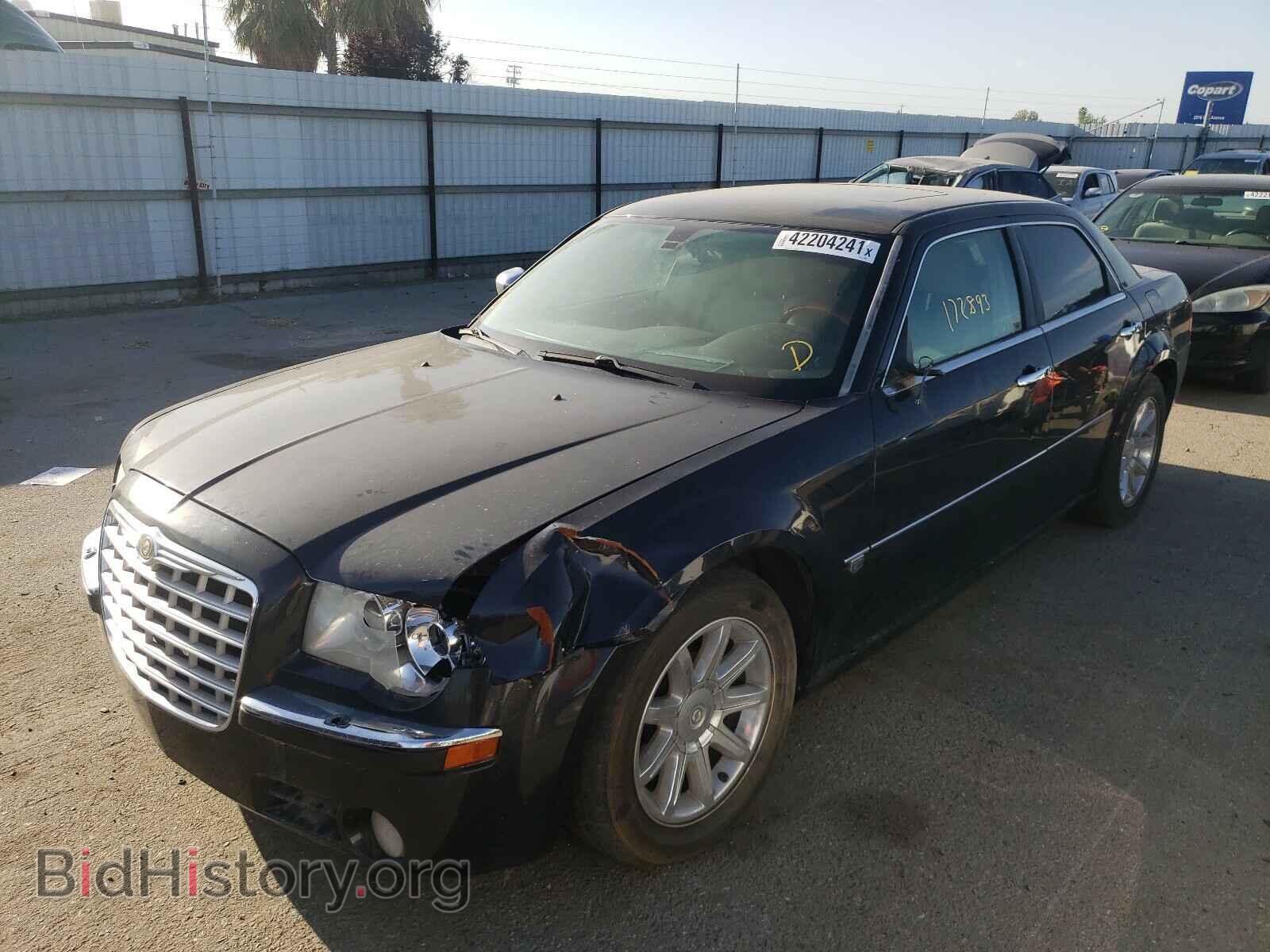 2006 CHRYSLER 300 - VIN: 2C3LA63H16H439490 - Фото 2